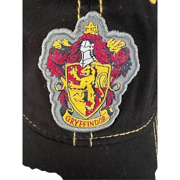 Harry Potter Wizarding World Gryffindor Black Red Hat Snapback Cap Adult - Picture 3 of 8